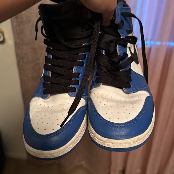 Nike jordan shoes. Used in good condition - Picture 2 of 5